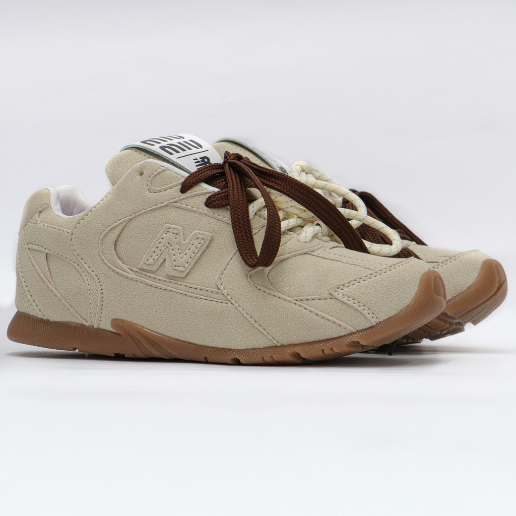 New Balanace Miu Miu